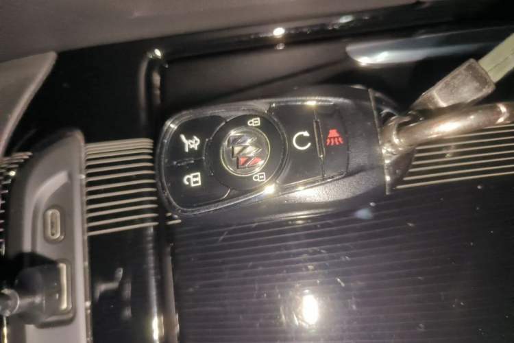 Used Buick Enclave 2022 652T 4x4 Prestige Flagship 7-Seater Vehicle Key