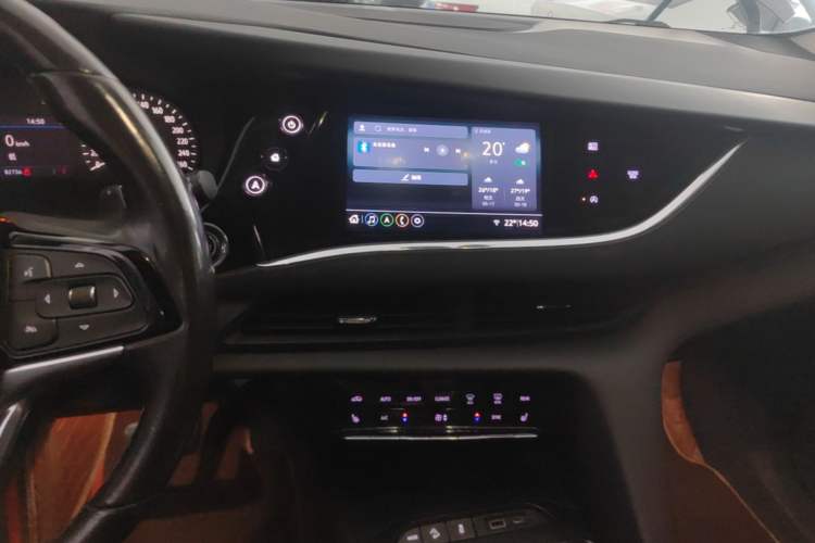 Used Buick Enclave 2022 652T Two-Wheel-Drive Prestige 7-Seater Audio And AC Panel