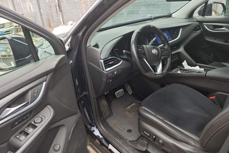 Used Buick Enclave 2022 652T Two-Wheel-Drive Prestige 7-Seater Driver Seat