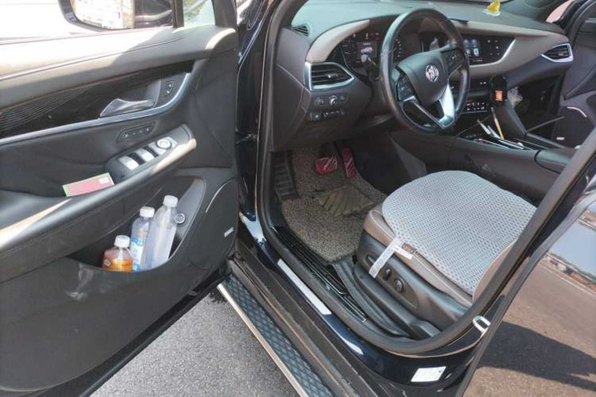 Used Buick Enclave 2022 652T 4x4 Prestige Flagship 7-Seater Driver Seat