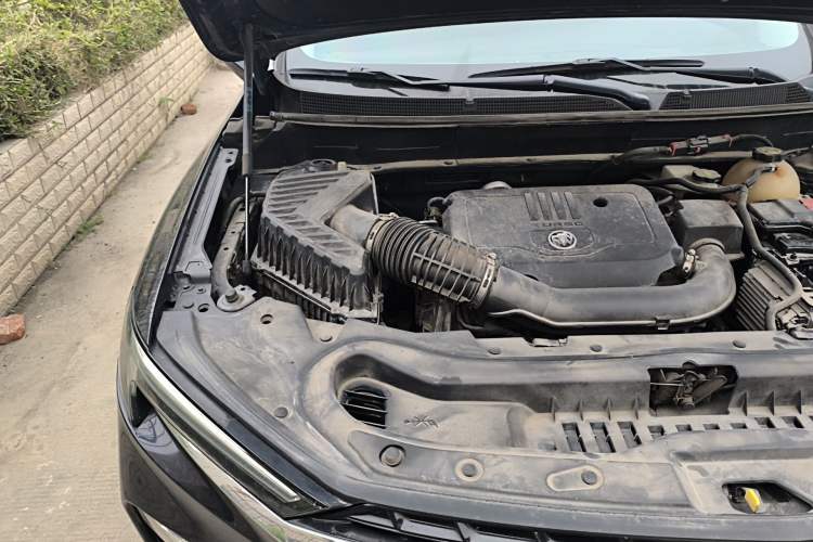 Used Buick Enclave 2022 652T Two-Wheel-Drive Prestige 7-Seater Engine Bay Right