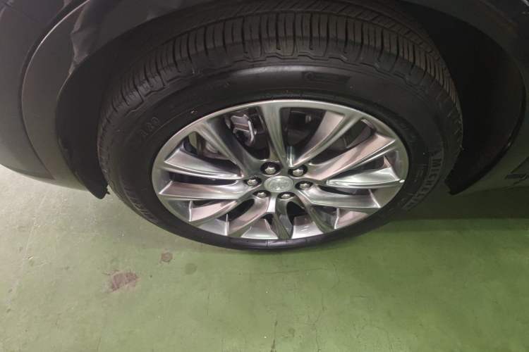 Used Buick Enclave 2022 652T Two-Wheel-Drive Prestige 7-Seater Exterior 4