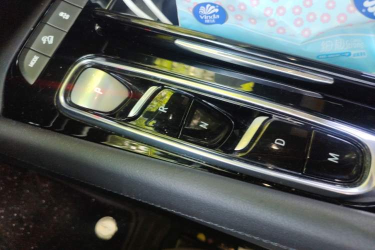 Used Buick Enclave 2022 652T 4x4 Prestige Flagship 7-Seater Gear Lever