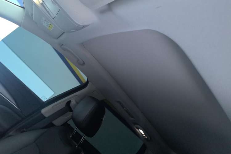 Used Buick Enclave 2022 652T Two-Wheel-Drive Prestige 7-Seater Headliner