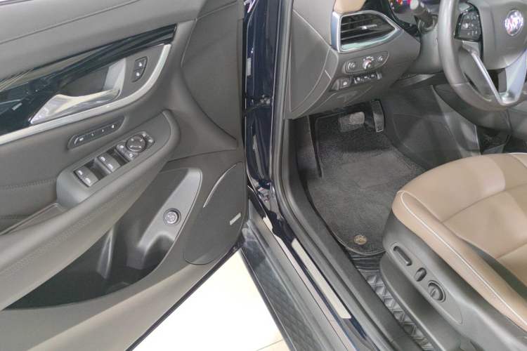 Used Buick Enclave 2022 652T 4x4 Prestige Flagship 7-Seater Interior 1