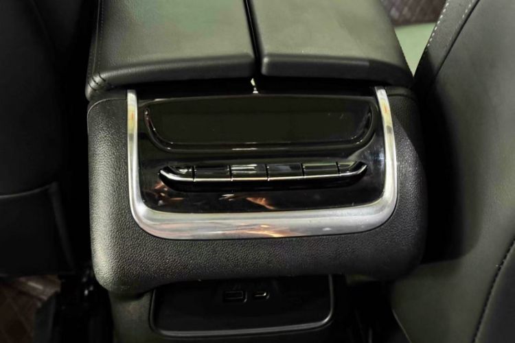 Used Buick Enclave 2022 652T Four-Wheel Drive Prestige 7-Seater Interior 1