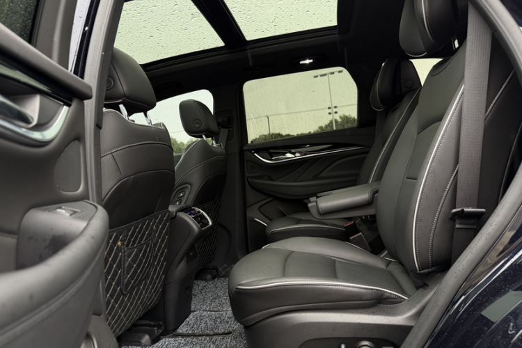 Used Buick Enclave 2022 652T 4x4 Prestige Flagship 6-Seater Interior 1