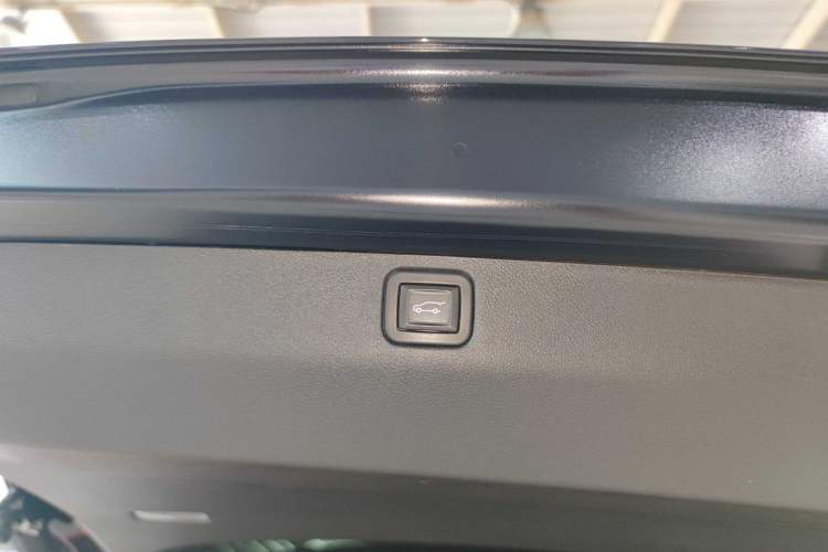 Used Buick Enclave 2022 652T 4x4 Prestige Flagship 7-Seater Interior 12