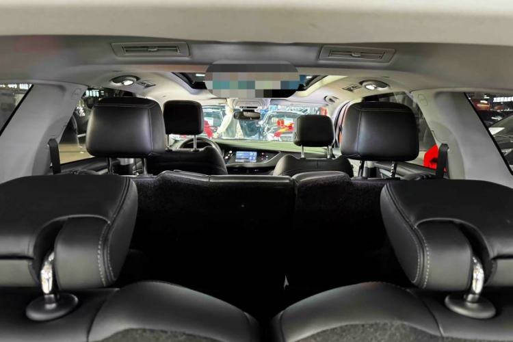 Used Buick Enclave 2022 652T Four-Wheel Drive Prestige 7-Seater Interior 4