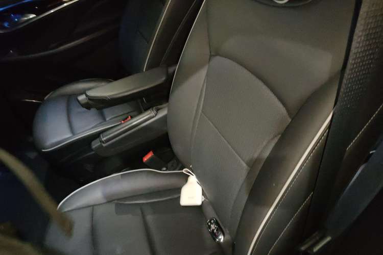 Used Buick Enclave 2022 652T 4x4 Prestige Flagship 6-Seater Interior 4