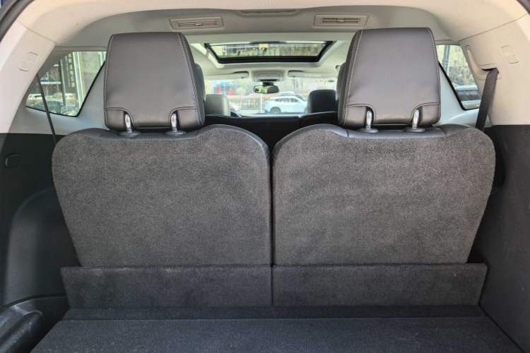 Used Buick Enclave 2022 652T Two-Wheel-Drive Prestige 7-Seater Interior 5