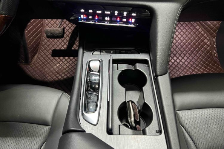 Used Buick Enclave 2022 652T Four-Wheel Drive Prestige 7-Seater Interior 6