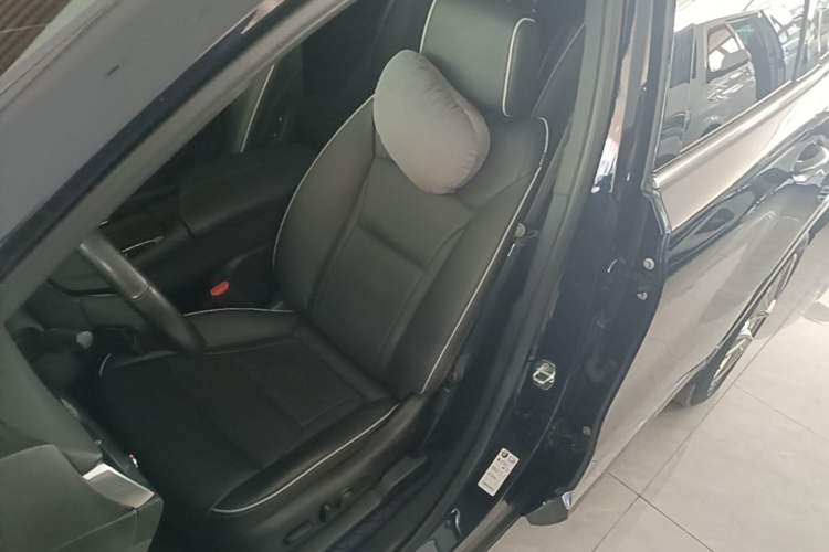 Used Buick Enclave 2022 652T 4x4 Prestige Flagship 6-Seater Left Front Seat