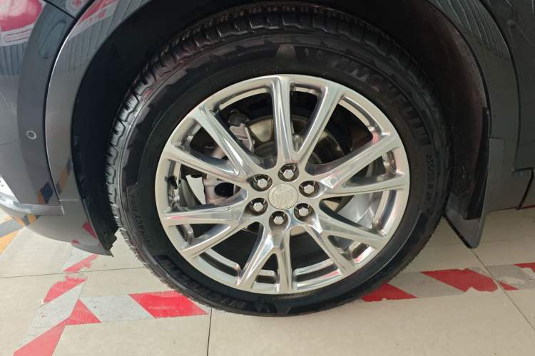 Used Buick Enclave 2022 652T 4x4 Prestige Flagship 6-Seater Left Front Wheel Hub