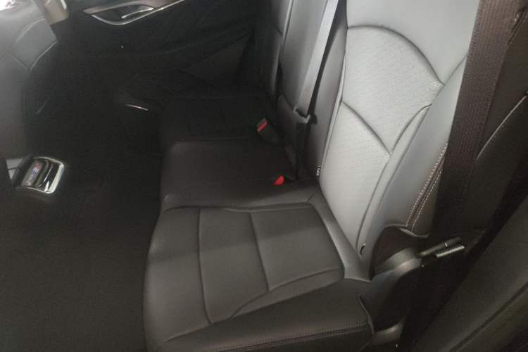 Used Buick Enclave 2022 652T Two-Wheel-Drive Prestige 7-Seater Left Rear Seat