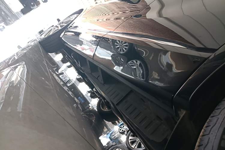 Used Buick Enclave 2022 652T 4x4 Prestige Flagship 6-Seater Left Side Sill