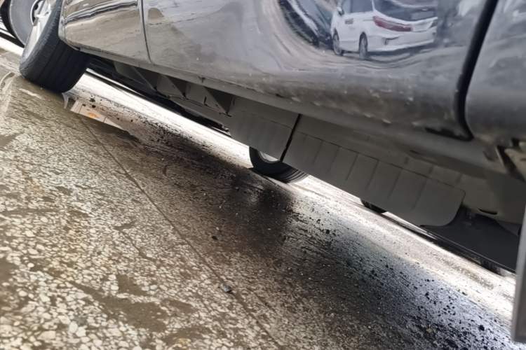 Used Buick Enclave 2022 652T 4x4 Prestige Flagship 6-Seater Left Side Sill