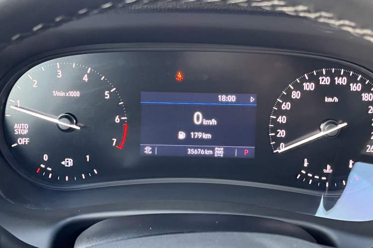 Used Buick Enclave 2022 652T Four-Wheel Drive Prestige 7-Seater Odometer Close Up