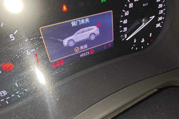Used Buick Enclave 2022 652T Two-Wheel-Drive Prestige 7-Seater Odometer Close Up