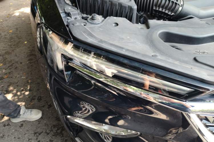 Used Buick Enclave 2022 652T Two-Wheel-Drive Prestige 7-Seater Right Front Headlight