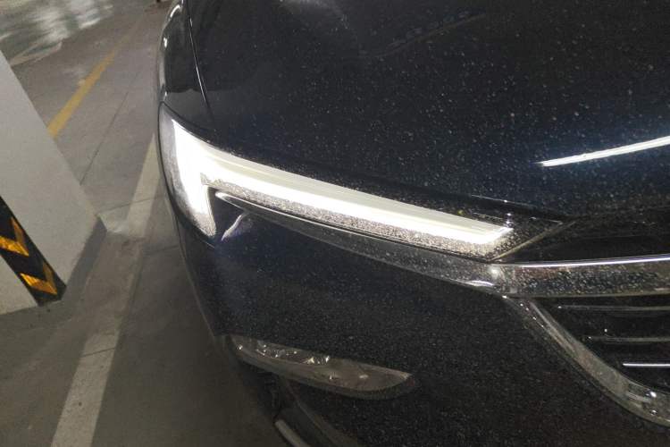 Used Buick Enclave 2022 652T Two-Wheel-Drive Prestige 7-Seater Right Front Headlight
