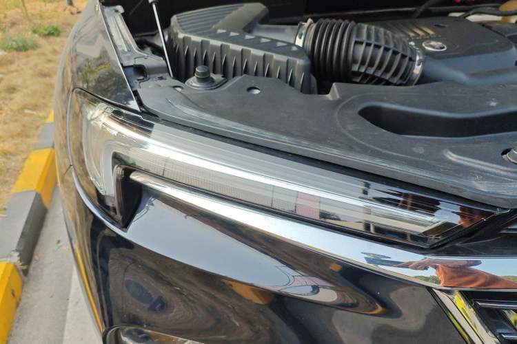 Used Buick Enclave 2022 652T 4x4 Prestige Flagship 7-Seater Right Front Headlight