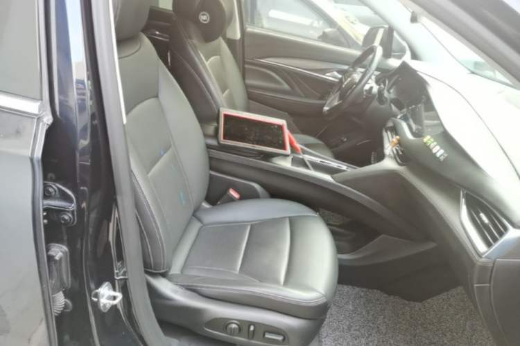 Used Buick Enclave 2022 652T Four-Wheel Drive Prestige 7-Seater Right Front Seat