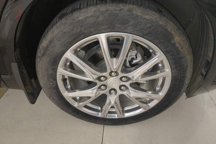 Used Buick Enclave 2022 652T 4x4 Prestige Flagship 6-Seater Right Front Wheel Hub
