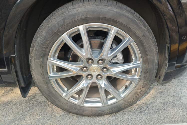Used Buick Enclave 2022 652T 4x4 Prestige Flagship 7-Seater Right Front Wheel Hub