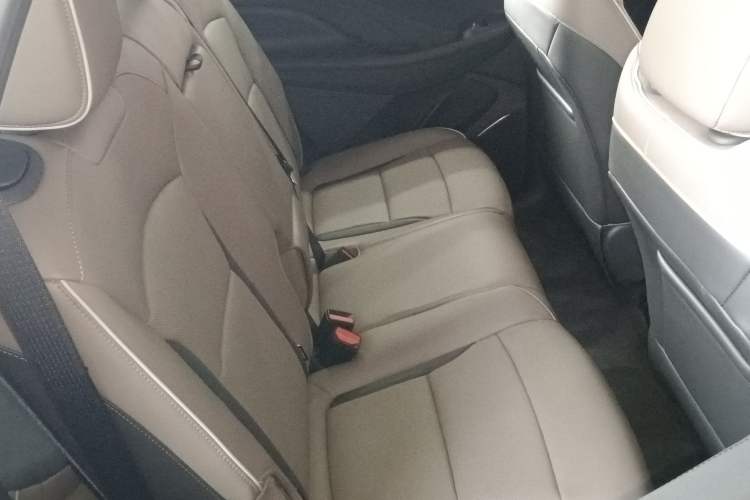Used Buick Enclave 2022 652T 4x4 Prestige Flagship 7-Seater Right Rear Seat