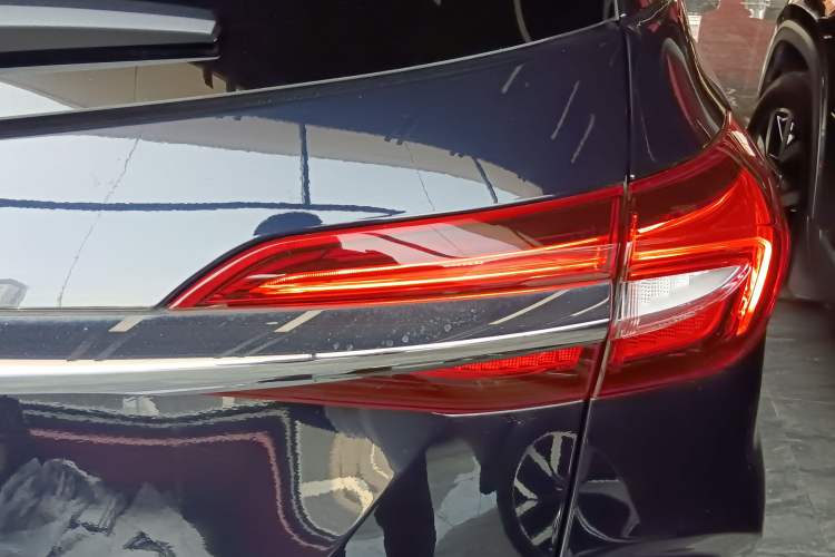 Used Buick Enclave 2022 652T 4x4 Prestige Flagship 7-Seater Right Rear Taillight