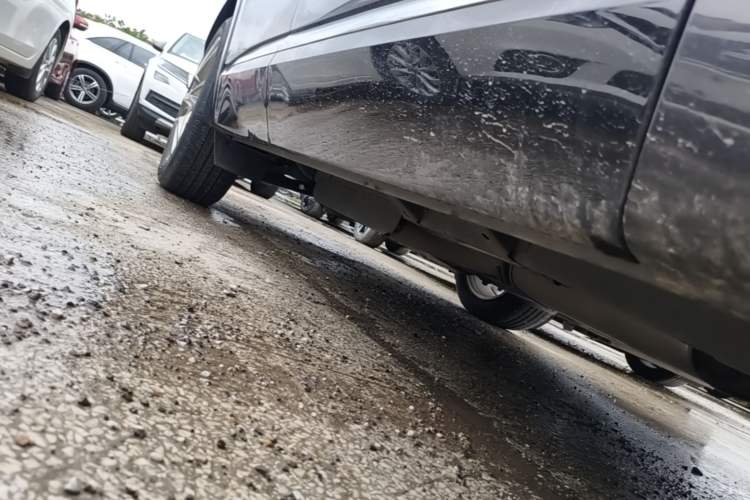 Used Buick Enclave 2022 652T 4x4 Prestige Flagship 6-Seater Right Side Sill