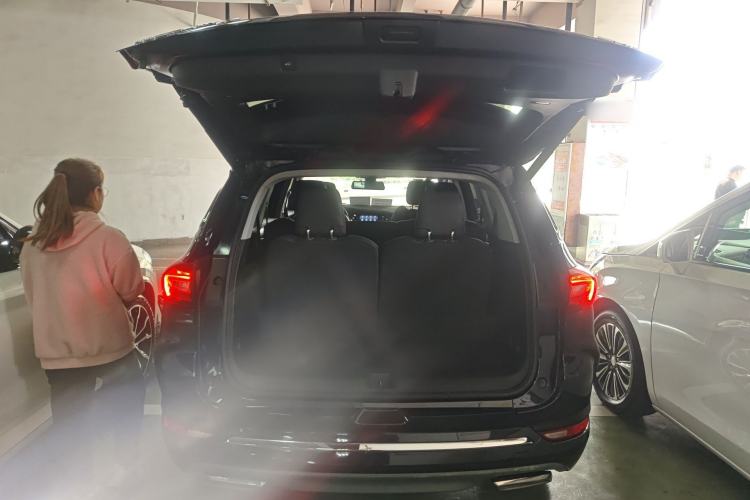 Used Buick Enclave 2022 652T Two-Wheel-Drive Prestige 7-Seater Trunk