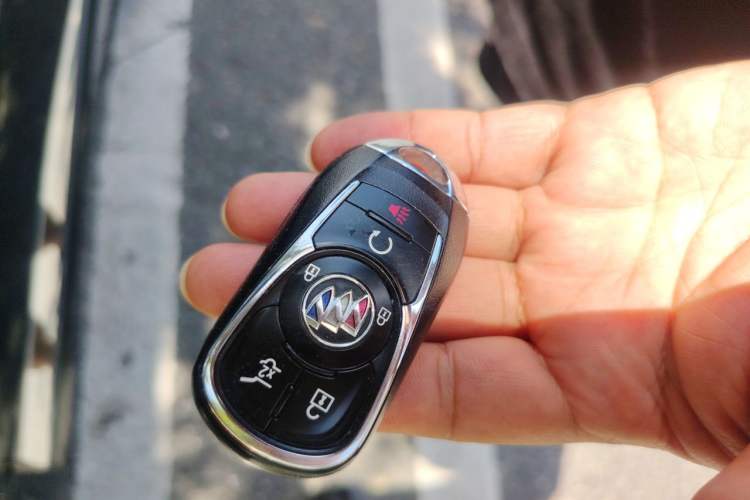 Used Buick Enclave 2022 652T 4x4 Prestige Flagship 7-Seater Vehicle Key