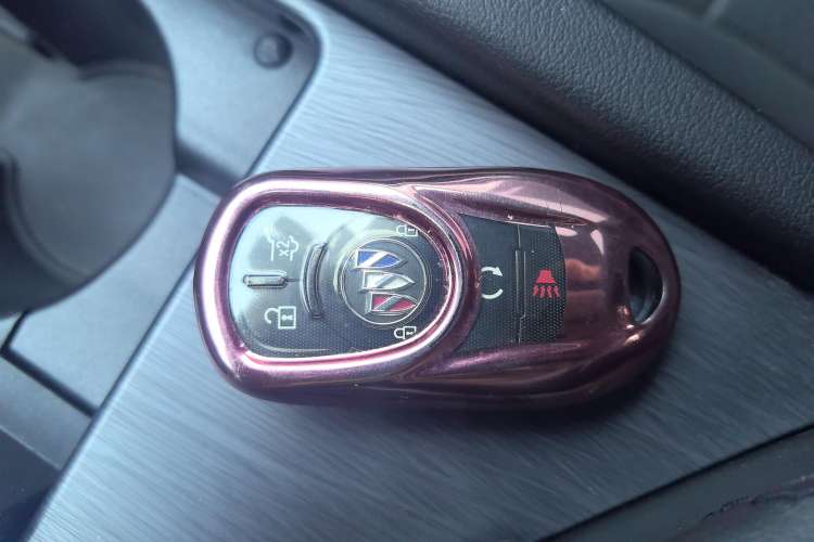 Used Buick Enclave 2022 652T Two-Wheel-Drive Prestige 7-Seater Vehicle Key