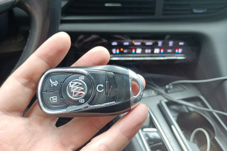 Used Buick Enclave 2022 652T Four-Wheel Drive Prestige 7-Seater Vehicle Key