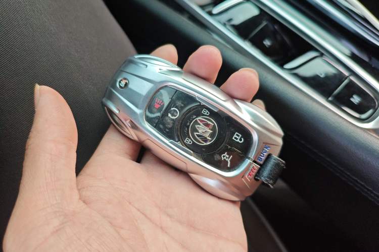 Used Buick Enclave 2022 652T 4x4 Prestige Flagship 7-Seater Vehicle Key