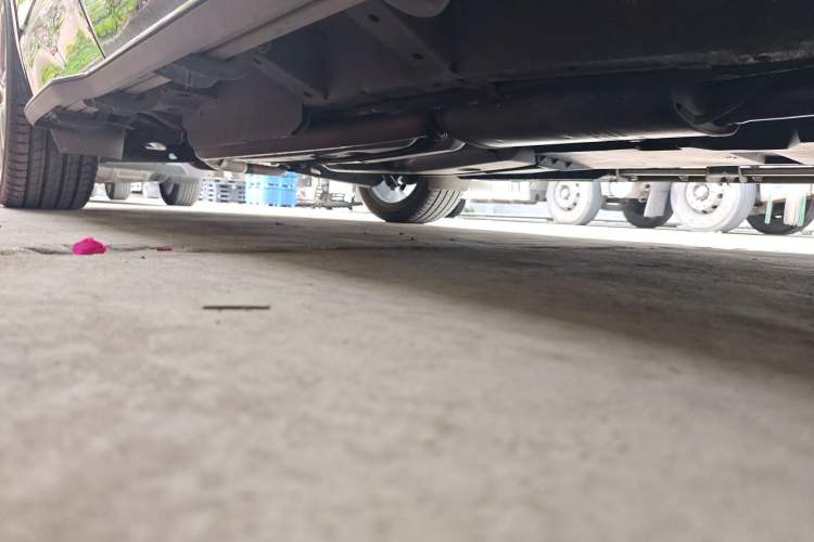 Used Buick Enclave 2022 652T 4x4 Avenir 6-Seater Chassis Front Right