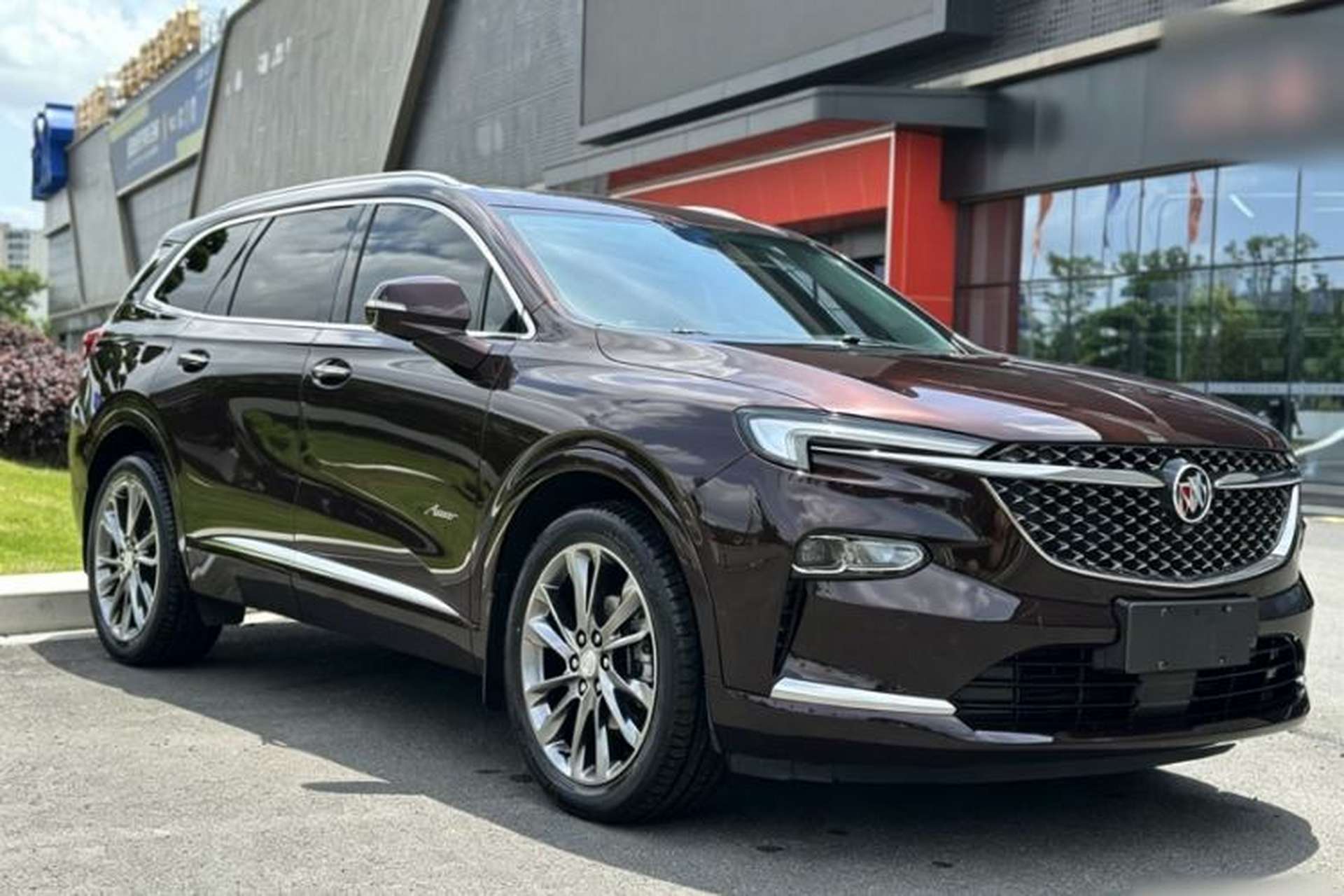 Used Buick Enclave 2022 652T 4x4 Avenir 6-Seater Exterior 6