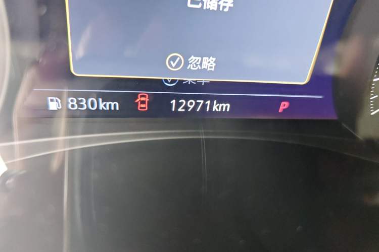 Used Buick Enclave 2022 652T 4x4 Avenir 6-Seater Odometer Close Up