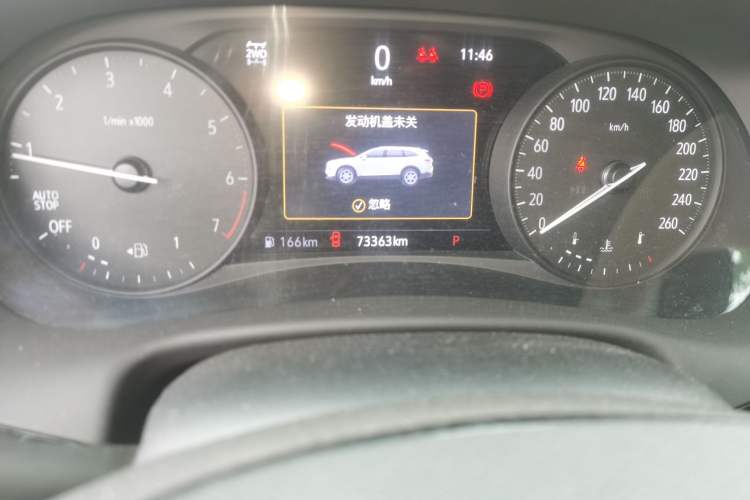 Used Buick Enclave 2022 652T 4x4 Avenir 6-Seater Odometer Close Up