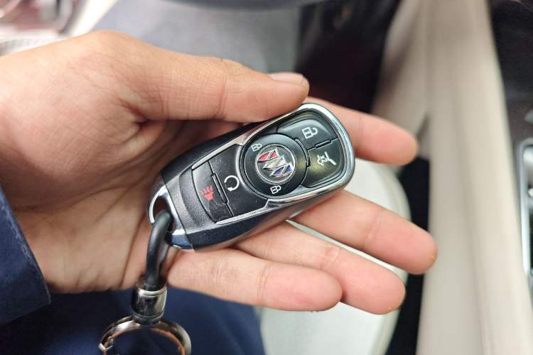 Used Buick Enclave 2022 652T 4x4 Avenir 6-Seater Vehicle Key
