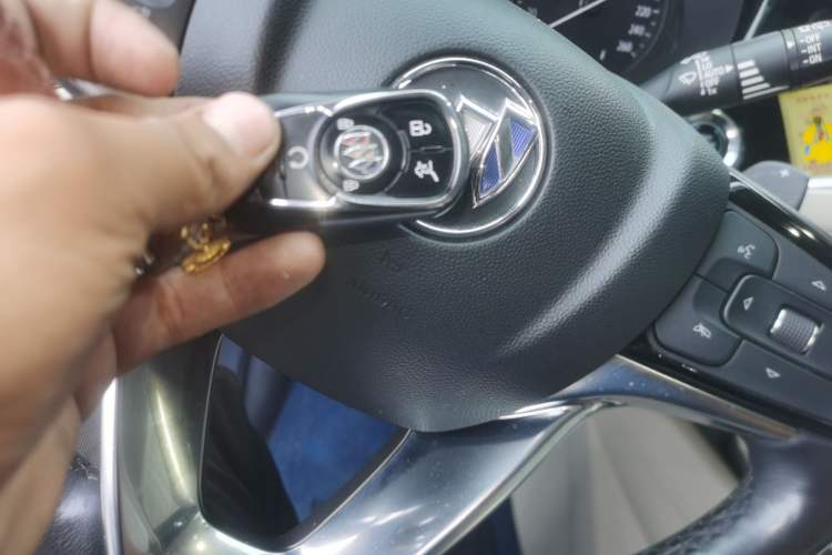 Used Buick Enclave 2022 652T 4x4 Avenir 6-Seater Vehicle Key