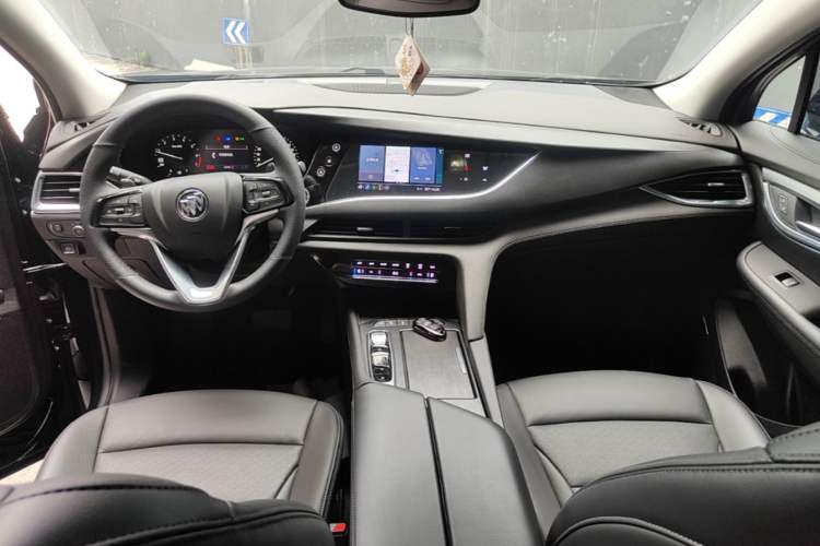 Used Buick Enclave 2022 652T Two-Wheel-Drive Prestige 7-Seater Center Console