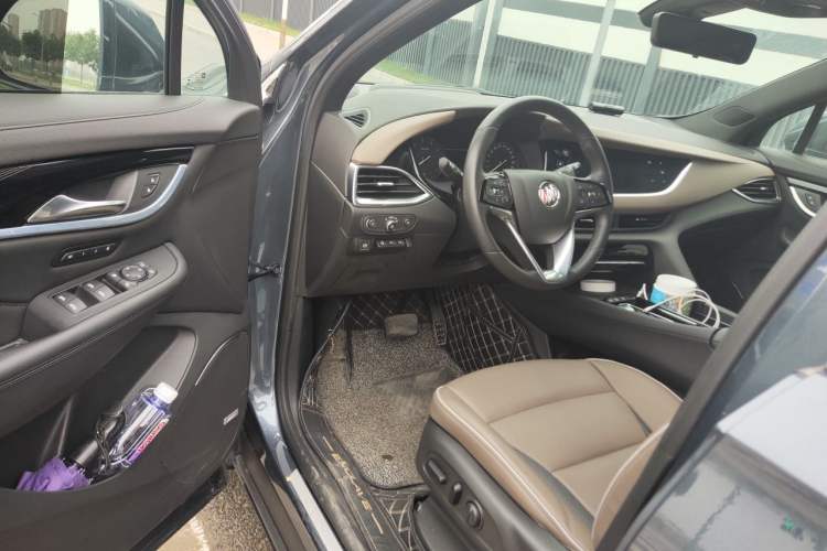 Used Buick Enclave 2022 652T 4x4 Prestige Flagship 7-Seater Driver Seat