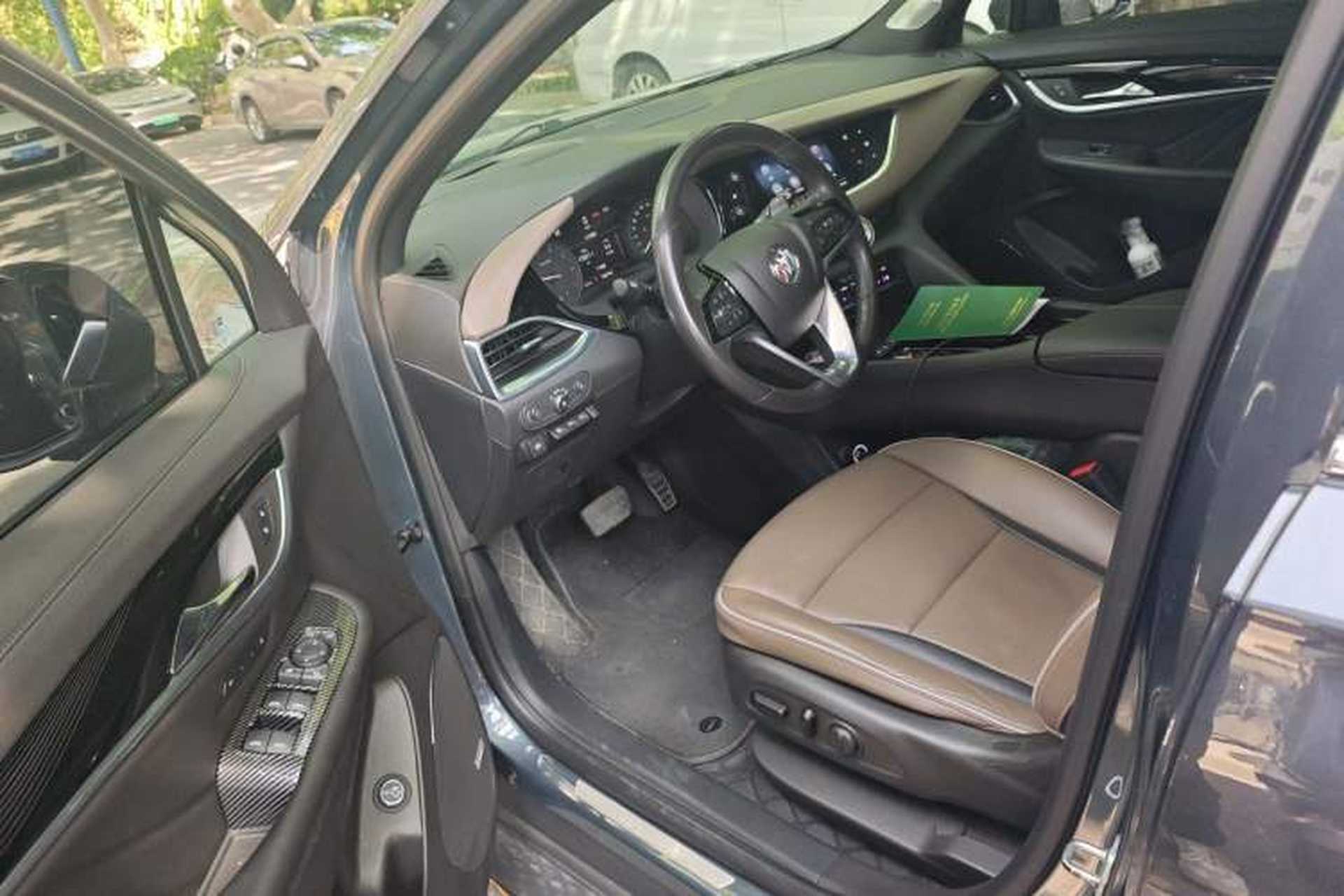 Used Buick Enclave 2022 652T 4x4 Prestige Flagship 7-Seater Driver Seat