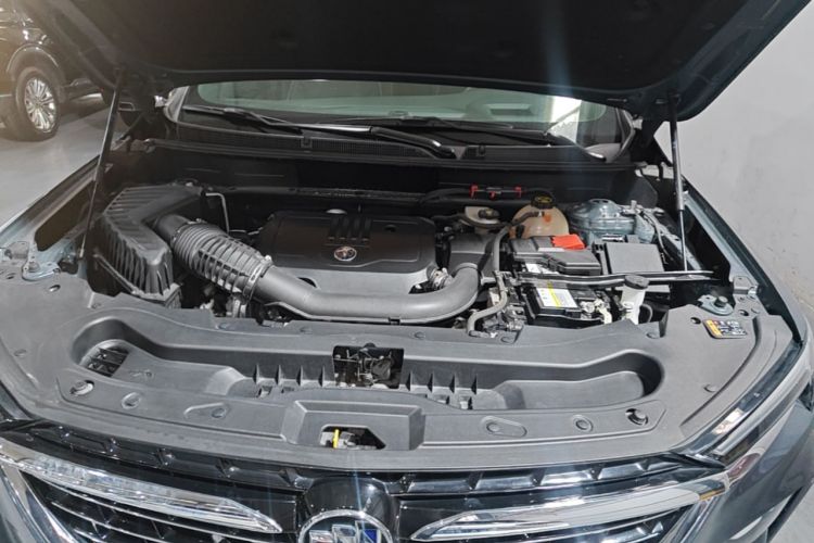 Used Buick Enclave 2022 652T 4x4 Prestige Flagship 6-Seater Engine Bay