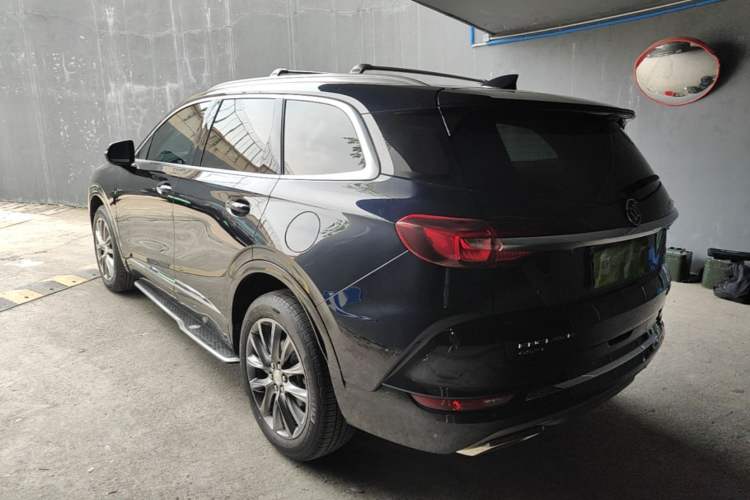 Used Buick Enclave 2022 652T Two-Wheel-Drive Prestige 7-Seater Exterior 2