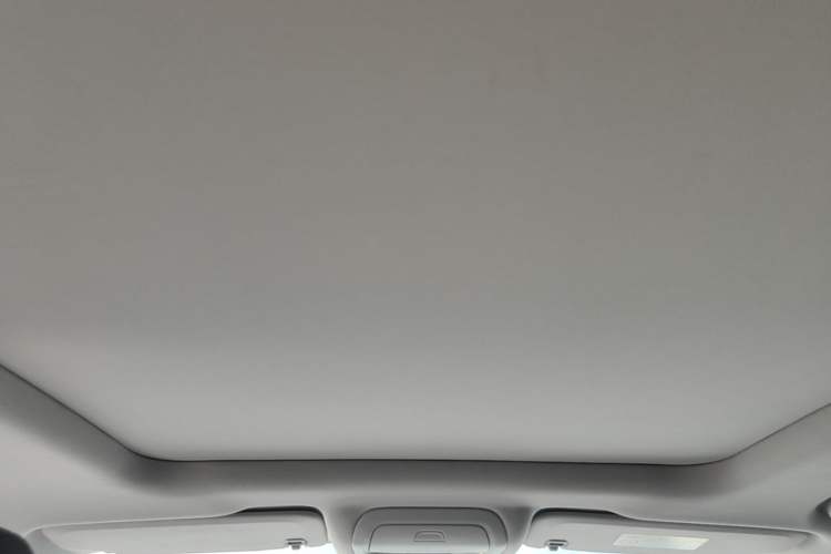 Used Buick Enclave 2022 652T Two-Wheel-Drive Prestige 7-Seater Headliner