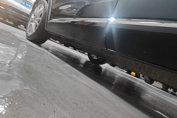 Used Buick Enclave 2022 652T 4x4 Prestige Flagship 6-Seater Left Side Sill